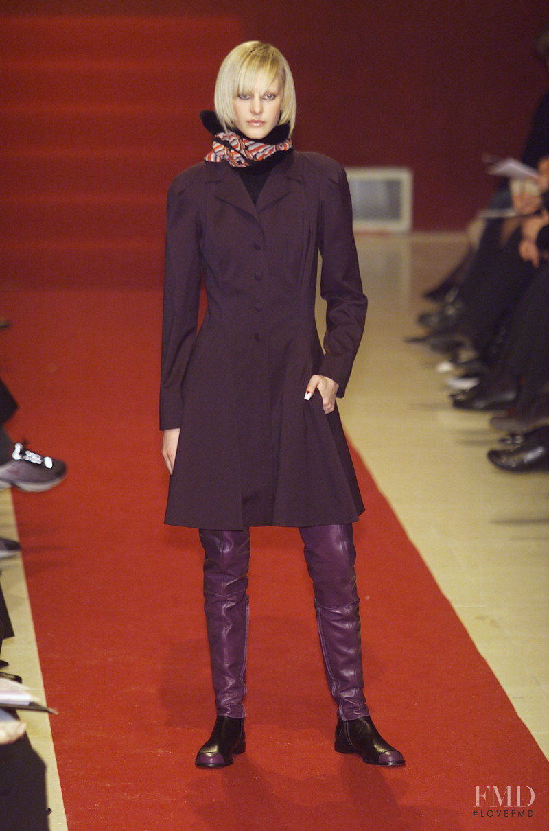 Karl Lagerfeld fashion show for Autumn/Winter 2001