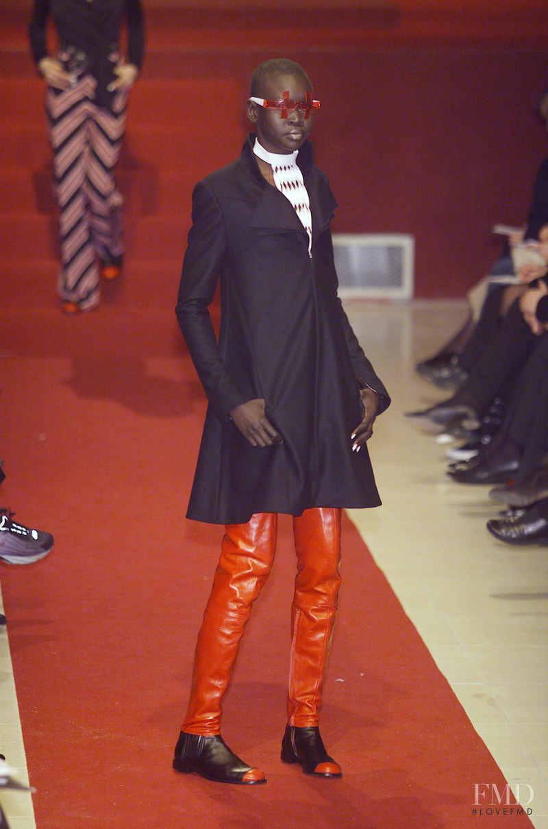 Karl Lagerfeld fashion show for Autumn/Winter 2001