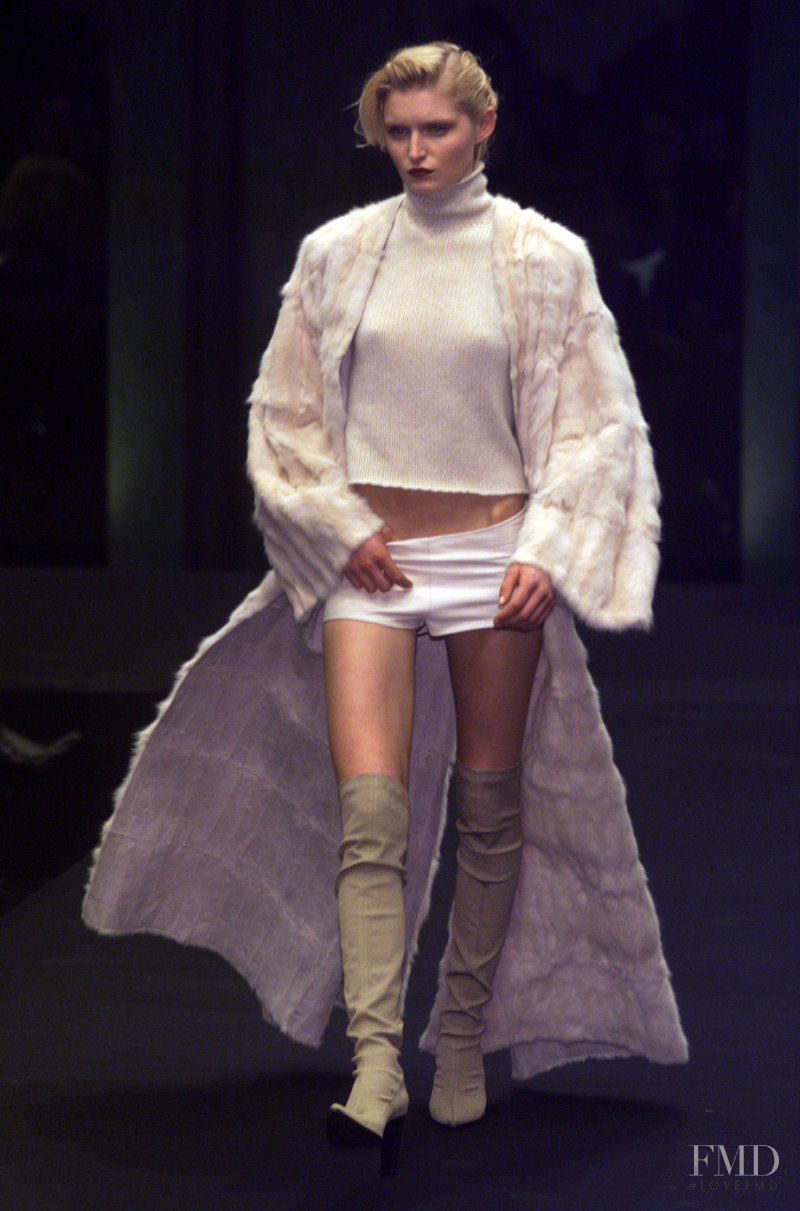 Krizia fashion show for Autumn/Winter 2001