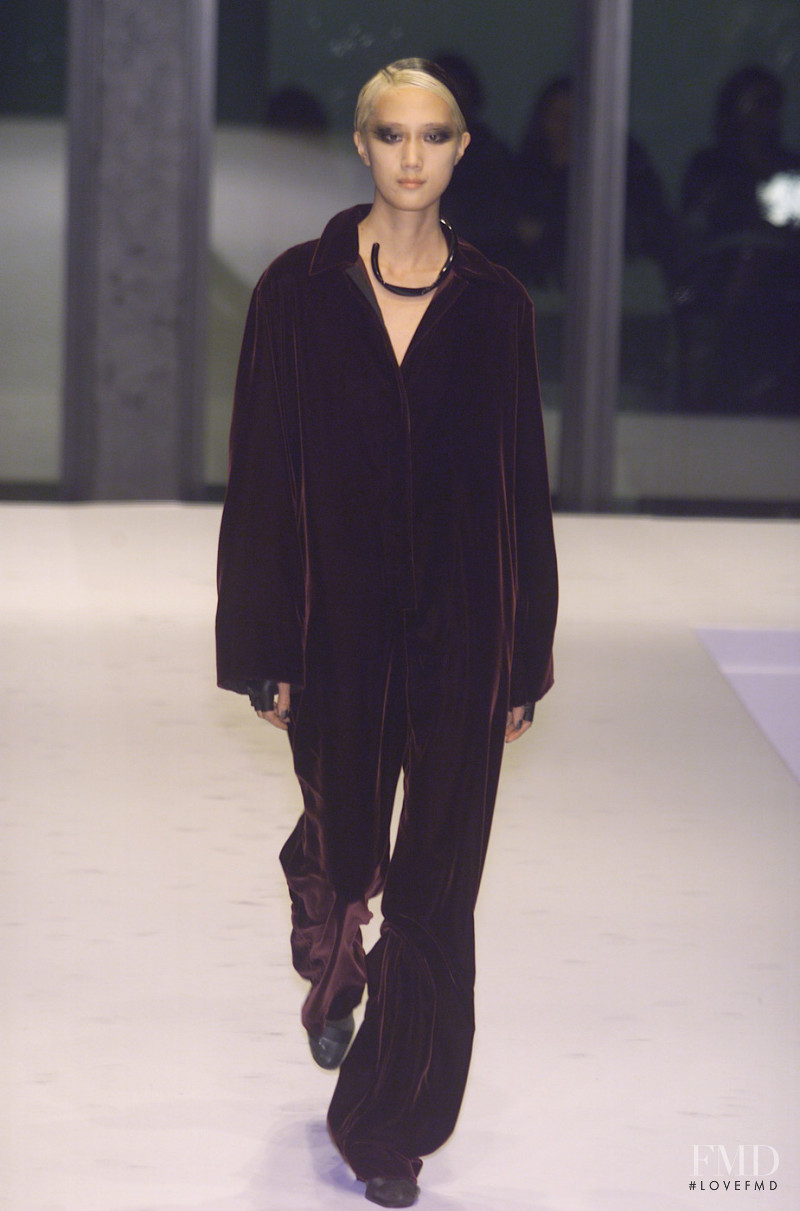 Krizia Top fashion show for Autumn/Winter 2001