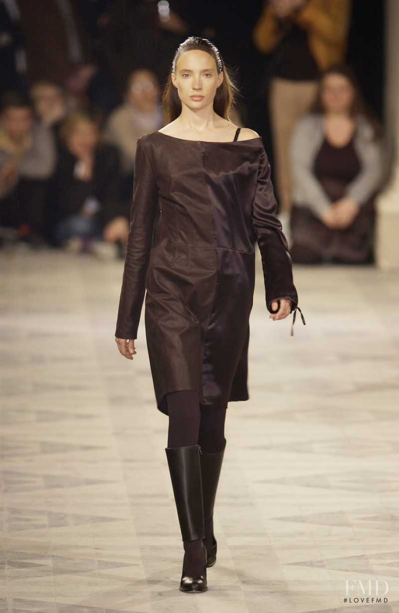 A.F. Vandevorst fashion show for Autumn/Winter 2002