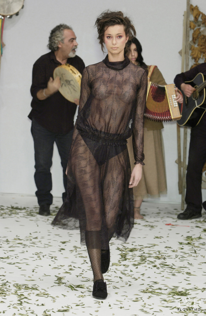 aleXsandro Palombo fashion show for Autumn/Winter 2002