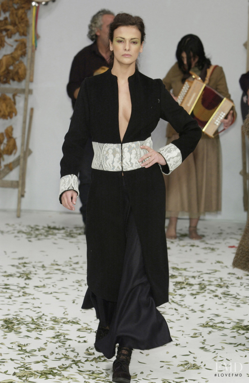 aleXsandro Palombo fashion show for Autumn/Winter 2002