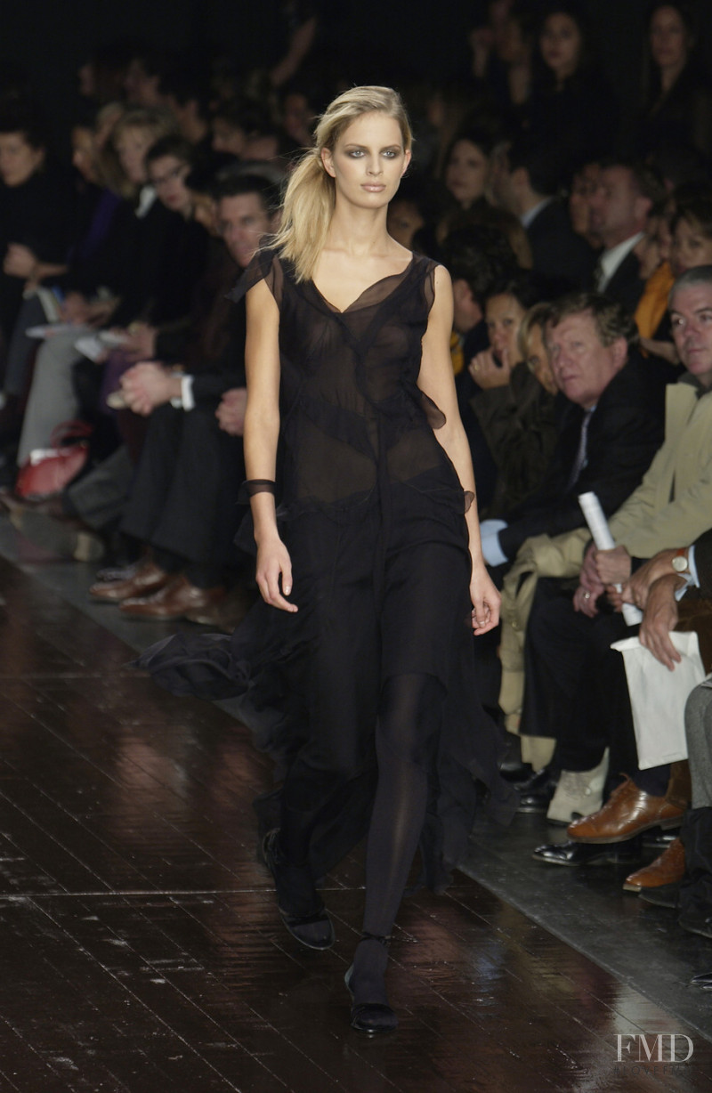 Alberta Ferretti fashion show for Autumn/Winter 2002