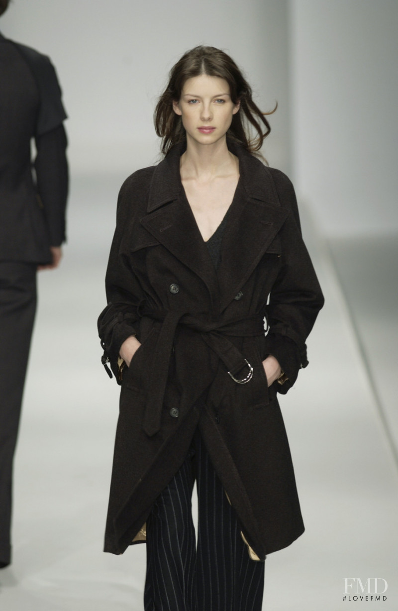 Alberto Biani fashion show for Autumn/Winter 2002