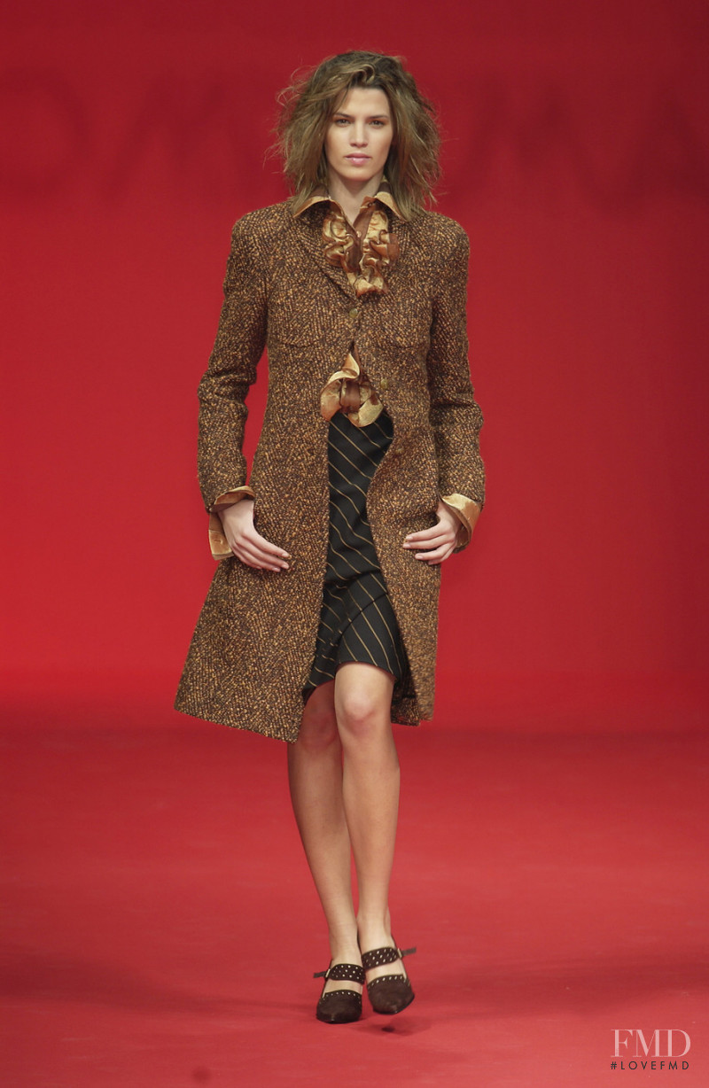 1A Classe Alviero Martini fashion show for Autumn/Winter 2002