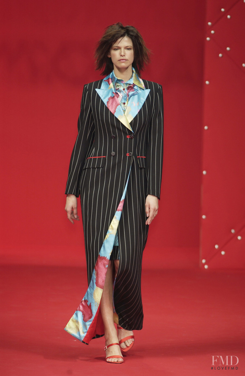 1A Classe Alviero Martini fashion show for Autumn/Winter 2002