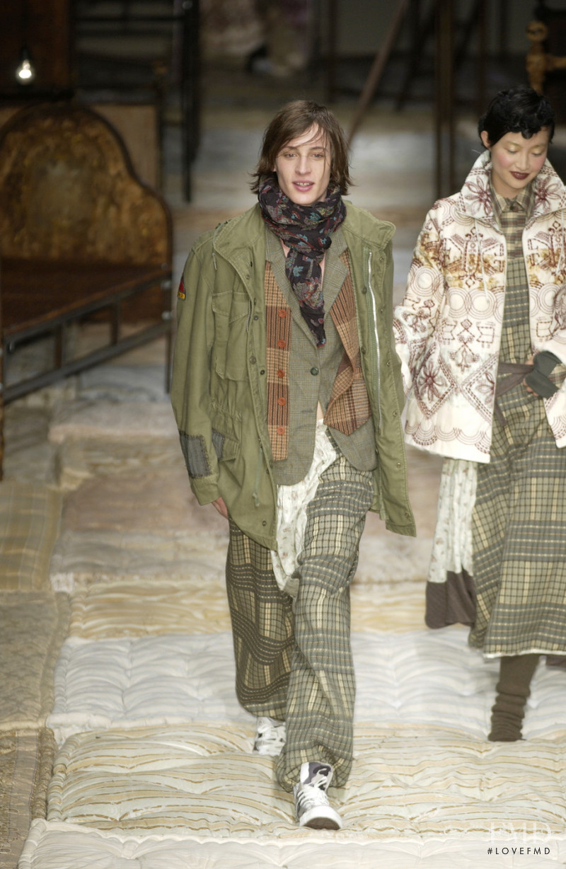 Antonio Marras fashion show for Autumn/Winter 2002