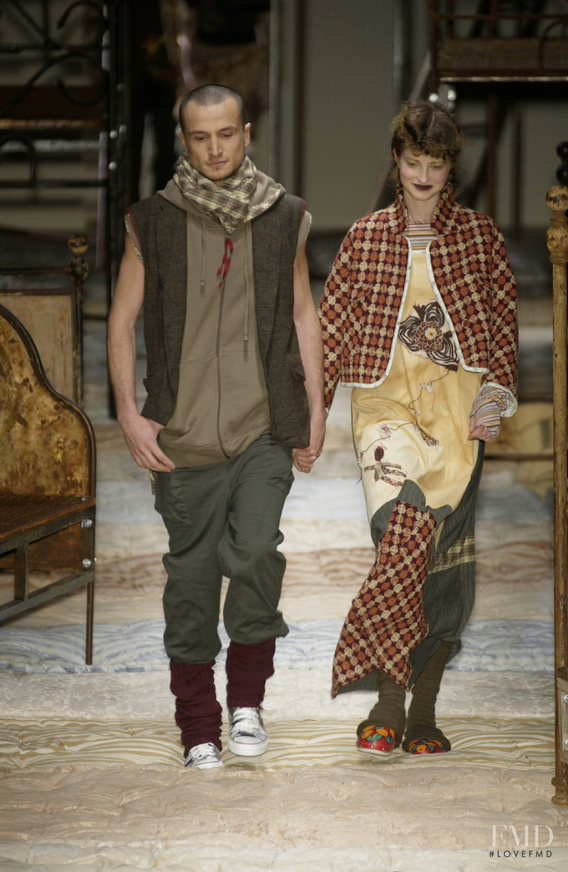 Antonio Marras fashion show for Autumn/Winter 2002