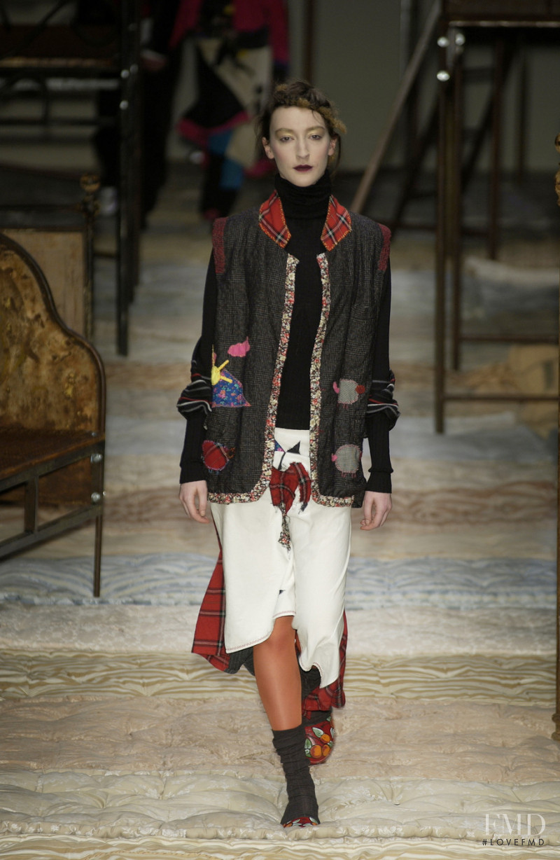 Antonio Marras fashion show for Autumn/Winter 2002