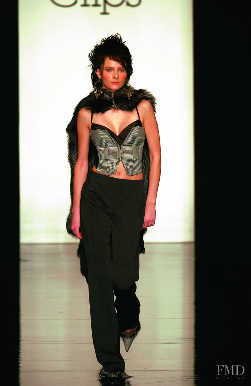 Clips fashion show for Autumn/Winter 2002