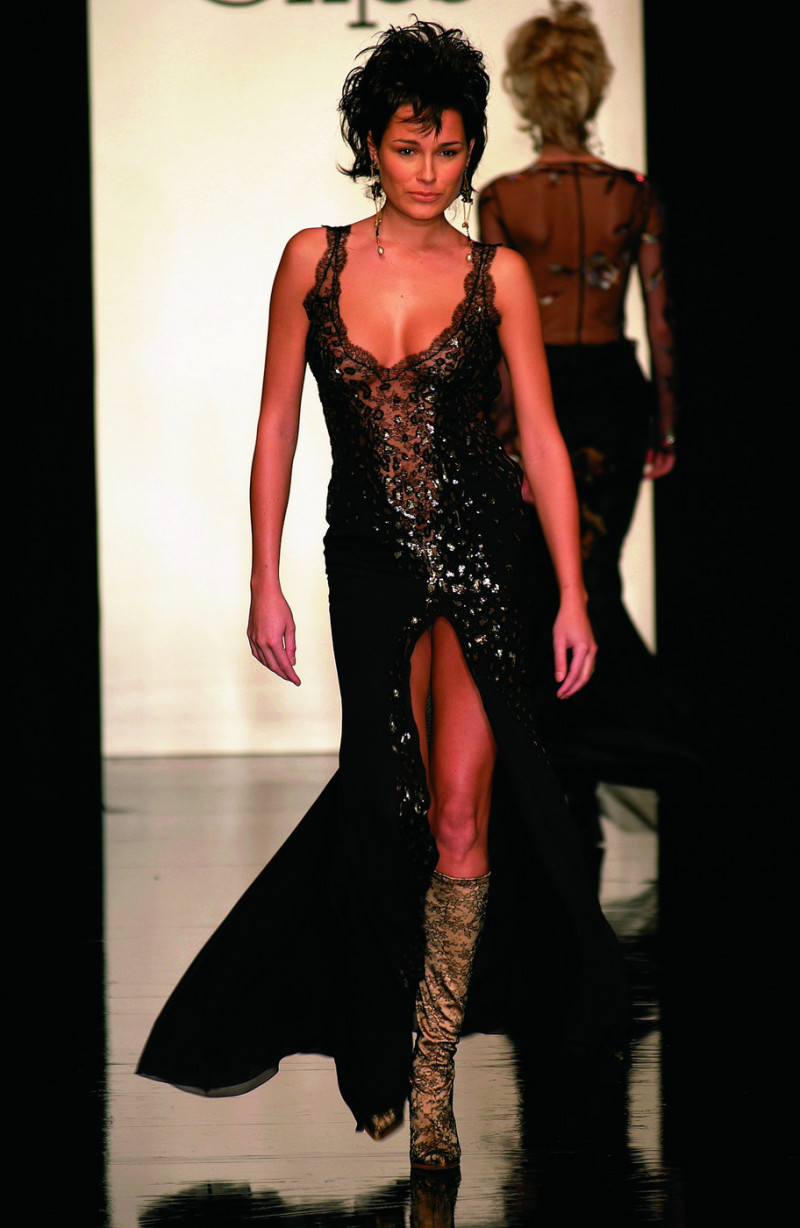 Clips fashion show for Autumn/Winter 2002