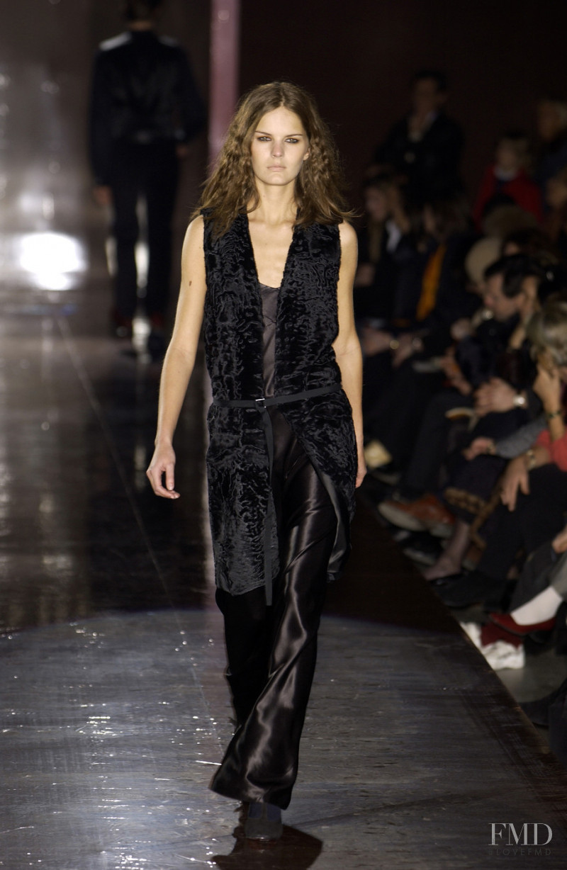 Cividini fashion show for Autumn/Winter 2002