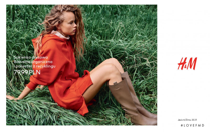 Olivia Vinten featured in  the H&M advertisement for Autumn/Winter 2021