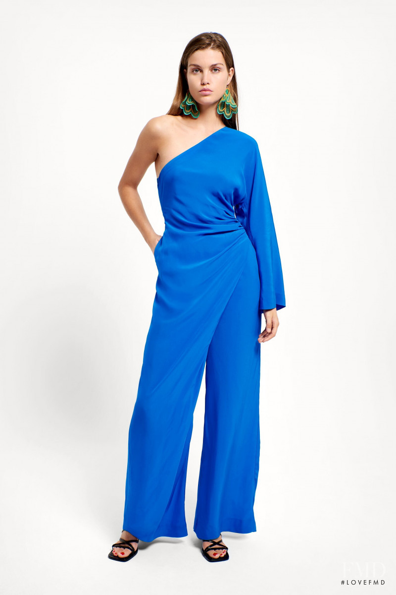 Luna Bijl featured in  the Zara Colors lookbook for Autumn/Winter 2021
