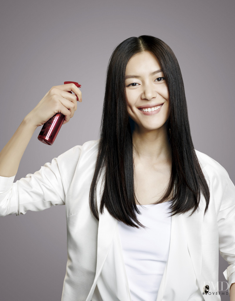 Liu Wen featured in  the Sassoon advertisement for Holiday 2015