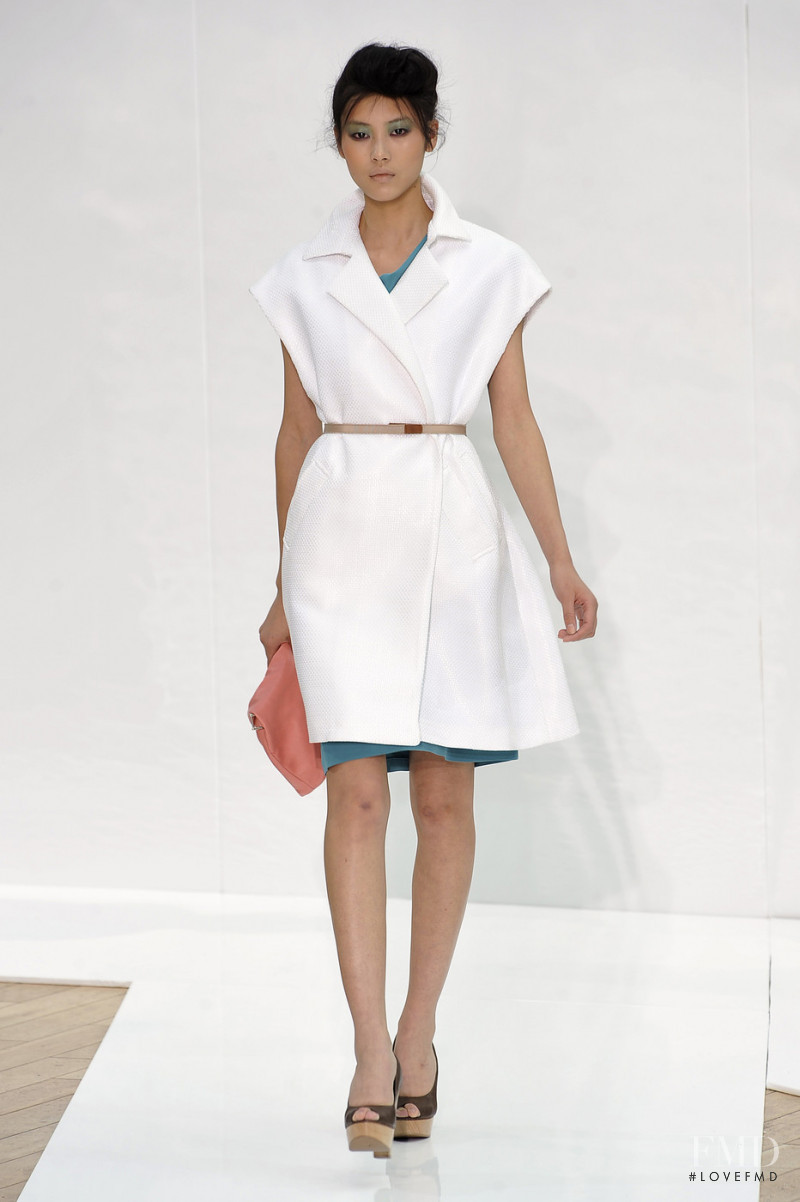 Liu Wen featured in  the Nicole Farhi fashion show for Spring/Summer 2010