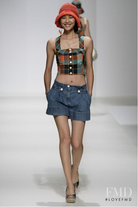 Liu Wen featured in  the Cacharel fashion show for Spring/Summer 2009