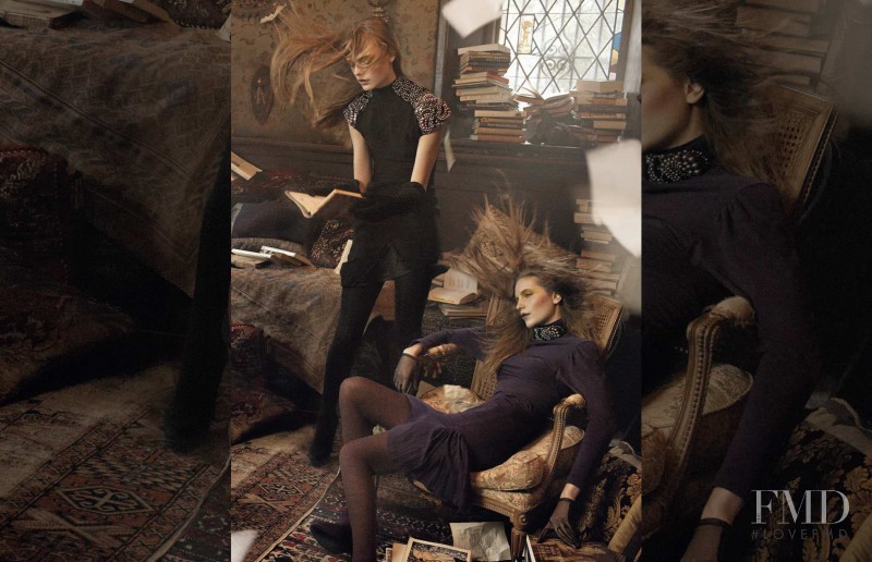 Alberta Ferretti advertisement for Autumn/Winter 2009