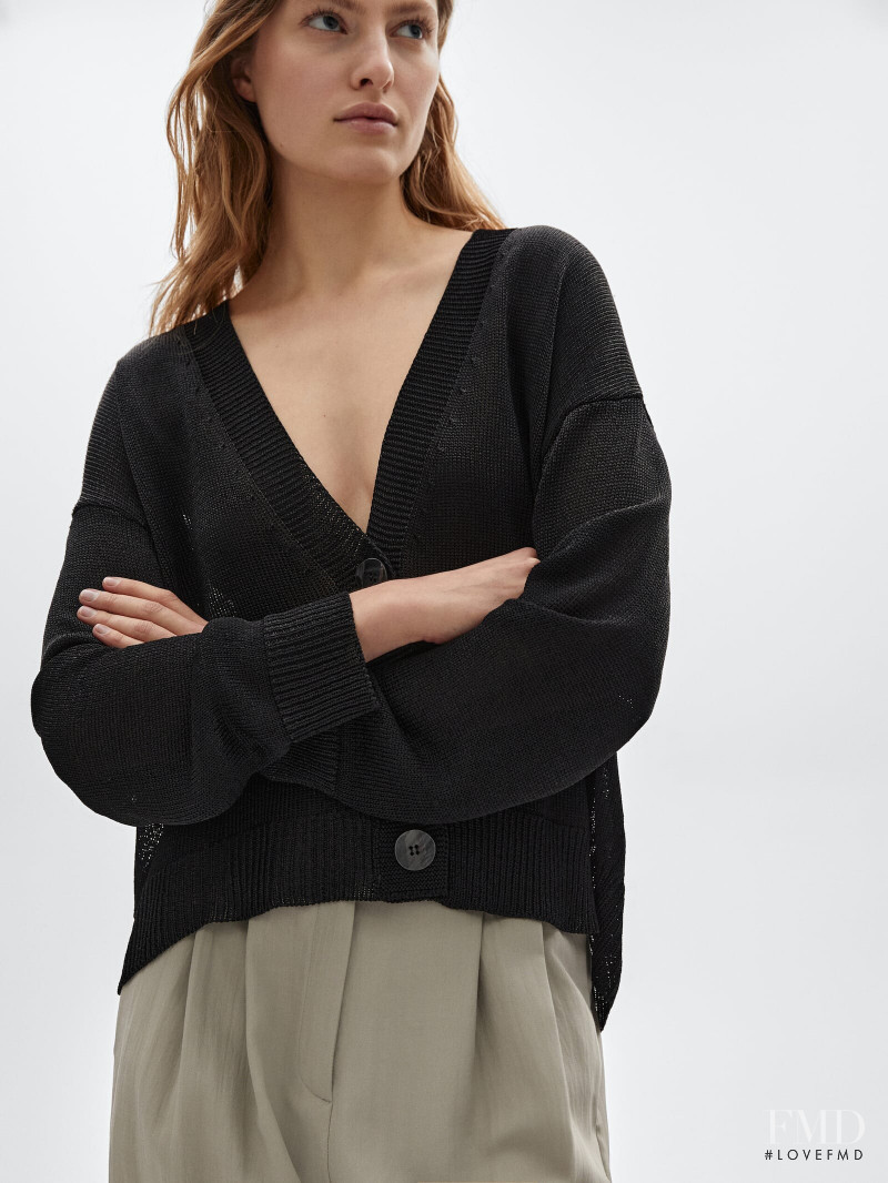 Felice Noordhoff featured in  the Massimo Dutti catalogue for Spring/Summer 2021