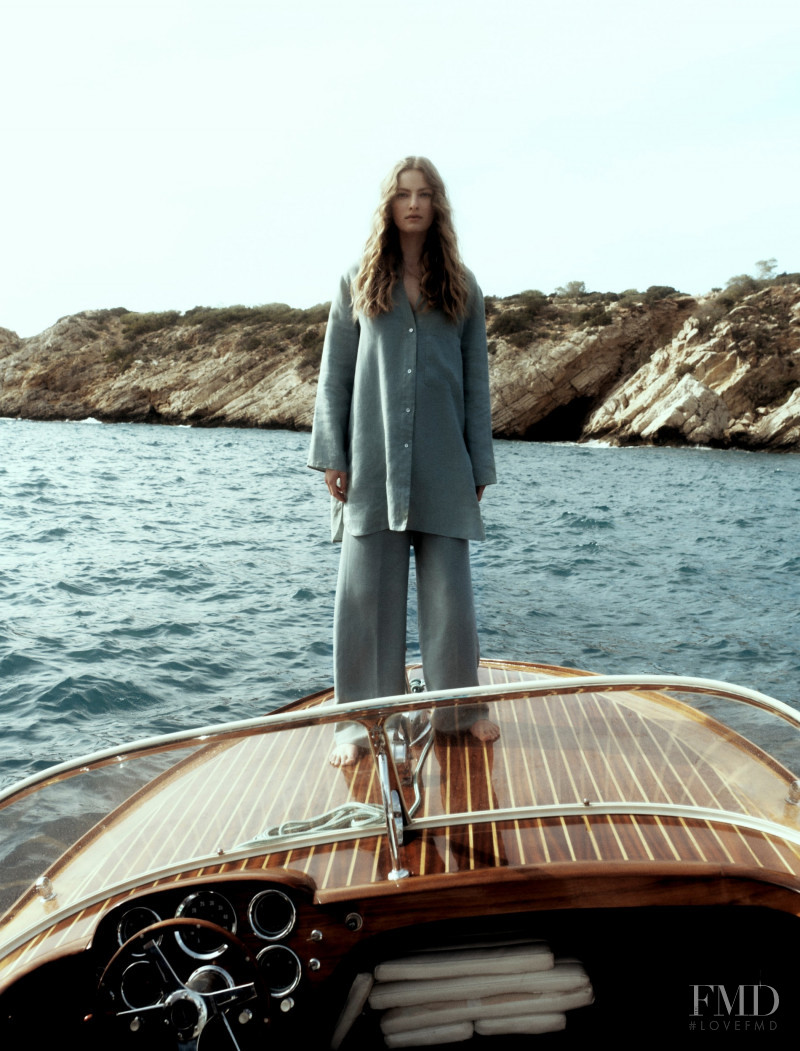 Felice Noordhoff featured in  the Massimo Dutti Blue Coast   lookbook for Summer 2021