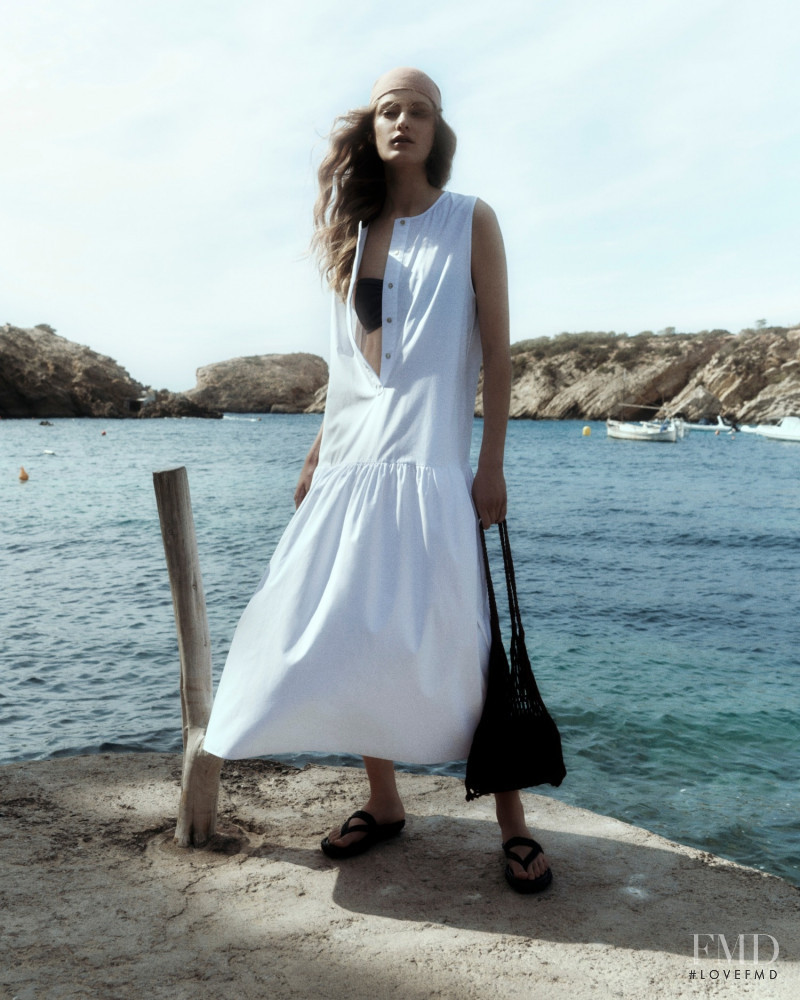 Felice Noordhoff featured in  the Massimo Dutti Blue Coast   lookbook for Summer 2021