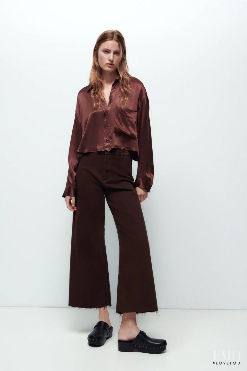 Felice Noordhoff featured in  the Zara catalogue for Autumn/Winter 2021