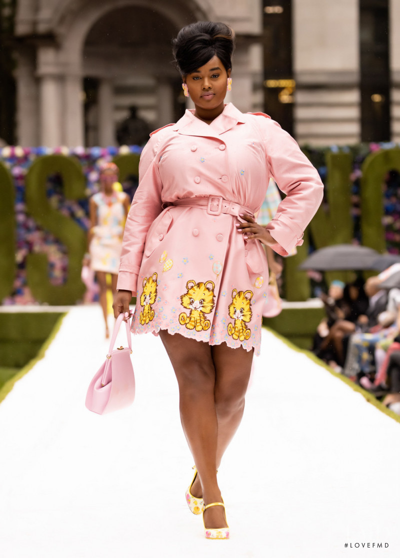 Precious Lee featured in  the Moschino fashion show for Spring/Summer 2022