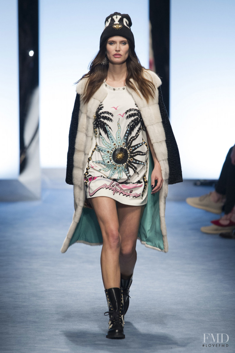 Bianca Balti featured in  the Fausto Puglisi fashion show for Autumn/Winter 2016