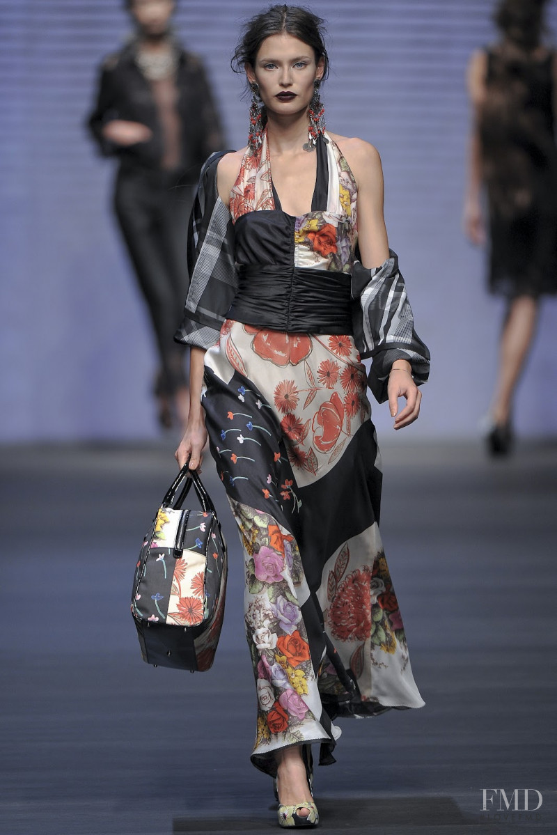 Bianca Balti featured in  the Mariella Burani fashion show for Spring/Summer 2009