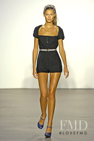 Bianca Balti featured in  the Brian Reyes fashion show for Spring/Summer 2007