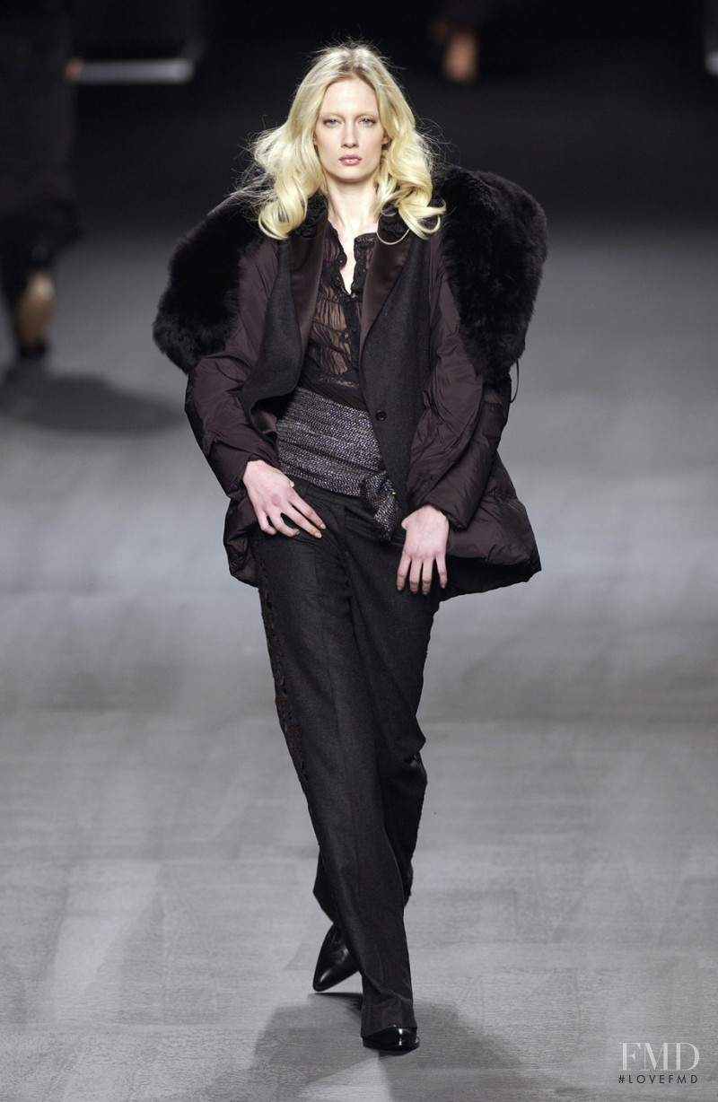 Ermanno Scervino fashion show for Autumn/Winter 2005