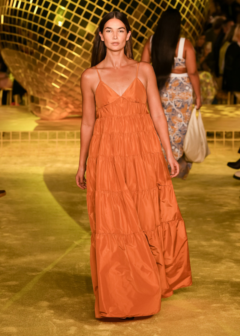 Lily Aldridge featured in  the Staud fashion show for Spring/Summer 2022