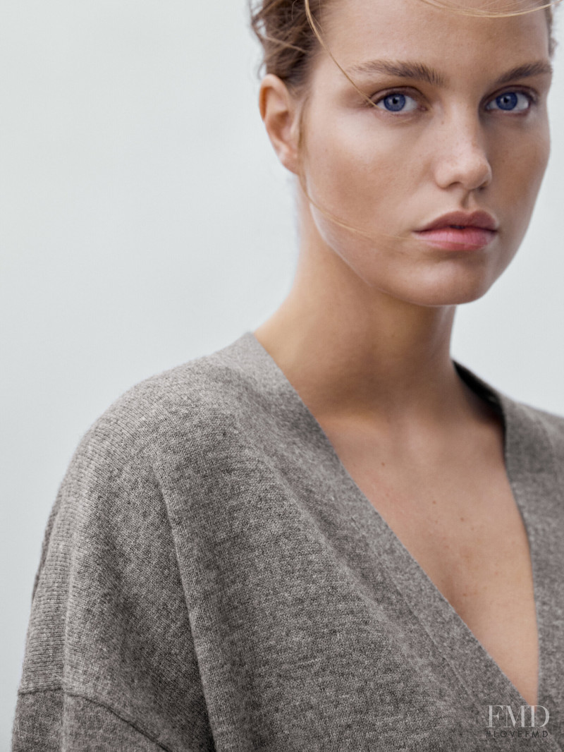 Luna Bijl featured in  the Massimo Dutti catalogue for Autumn/Winter 2021