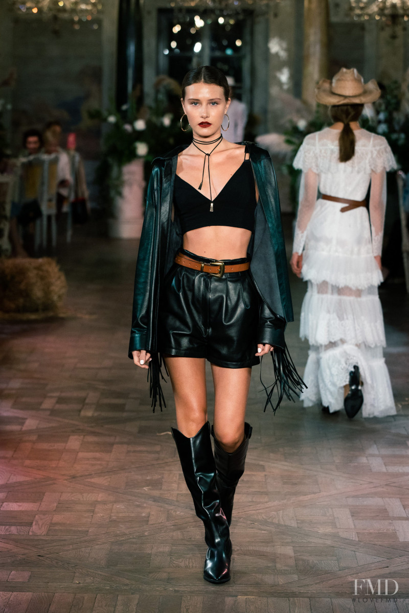 Anastasia Zadorina fashion show for Cruise 2021