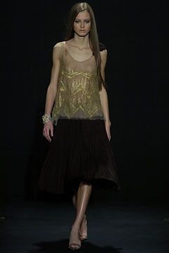 Vera Wang fashion show for Autumn/Winter 2004