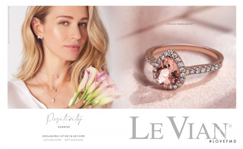 Le Vian advertisement for Autumn/Winter 2021