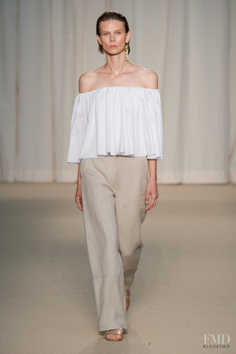 ADAM Lippes fashion show for Spring/Summer 2022