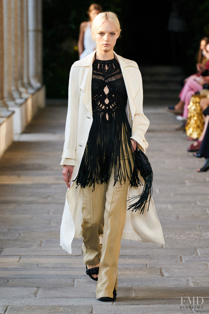 Fran Summers featured in  the Alberta Ferretti fashion show for Spring/Summer 2022