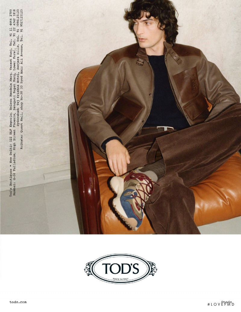 Tod\'s advertisement for Autumn/Winter 2021