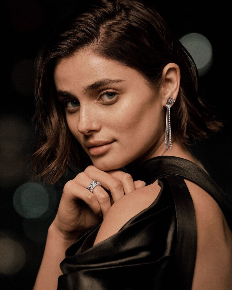 Taylor Hill featured in  the David Yurman advertisement for Autumn/Winter 2021