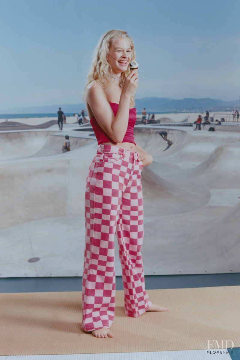 Britt Oosten featured in  the Zara Join Life advertisement for Pre-Fall 2021