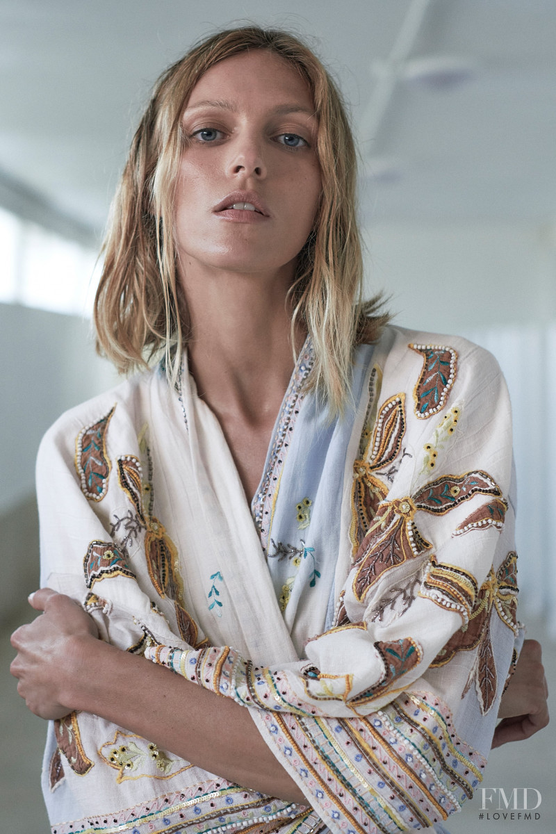 Anja Rubik featured in  the Zara advertisement for Pre-Fall 2021