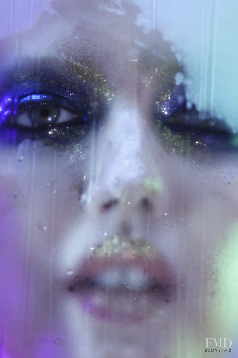 Lindsey Wixson featured in  the Zara Beauty - Night Vision advertisement for Spring/Summer 2021