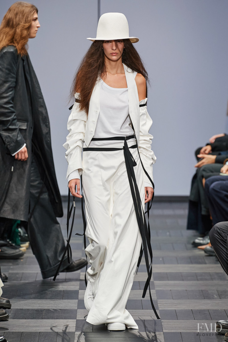 Africa Garcia featured in  the Ann Demeulemeester fashion show for Spring/Summer 2022