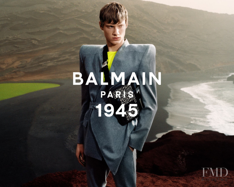 Braien Vaiksaar featured in  the Balmain 1945 Bags advertisement for Spring/Summer 2021