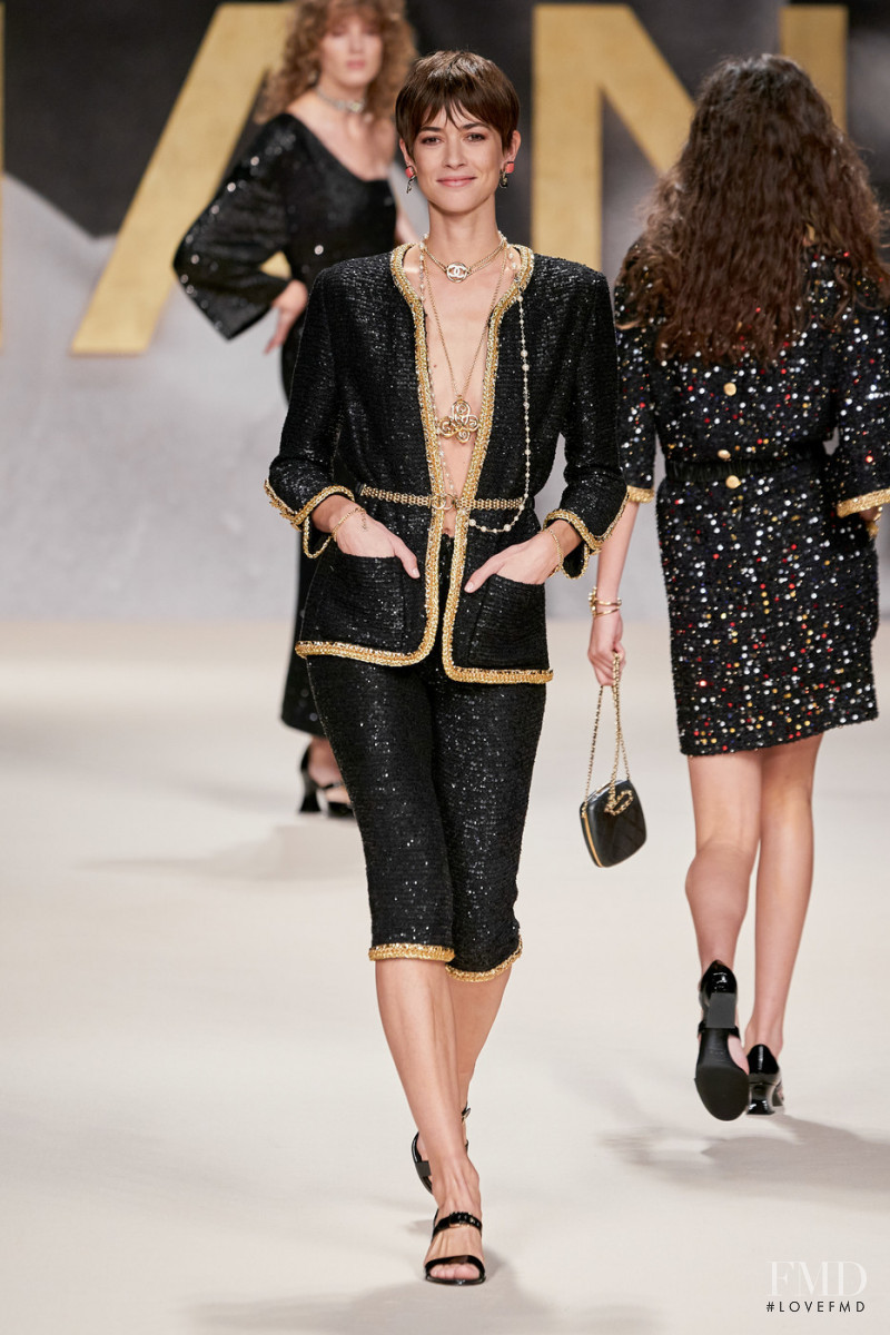 Louise de Chevigny featured in  the Chanel fashion show for Spring/Summer 2022