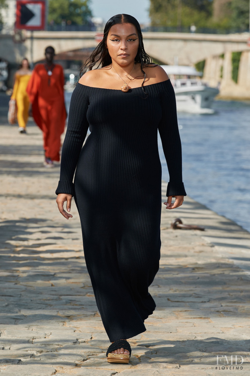 Paloma Elsesser featured in  the Chloe fashion show for Spring/Summer 2022