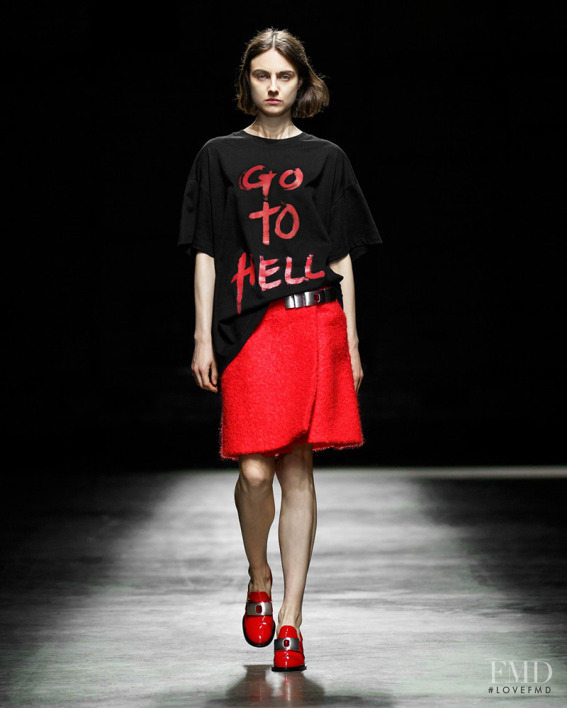 Christopher Kane fashion show for Spring/Summer 2022