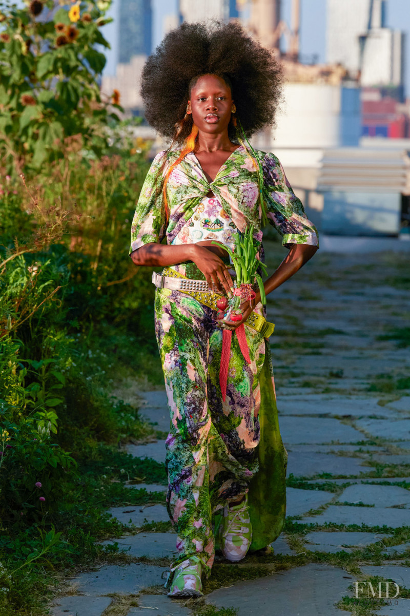 Collina Strada fashion show for Spring/Summer 2022